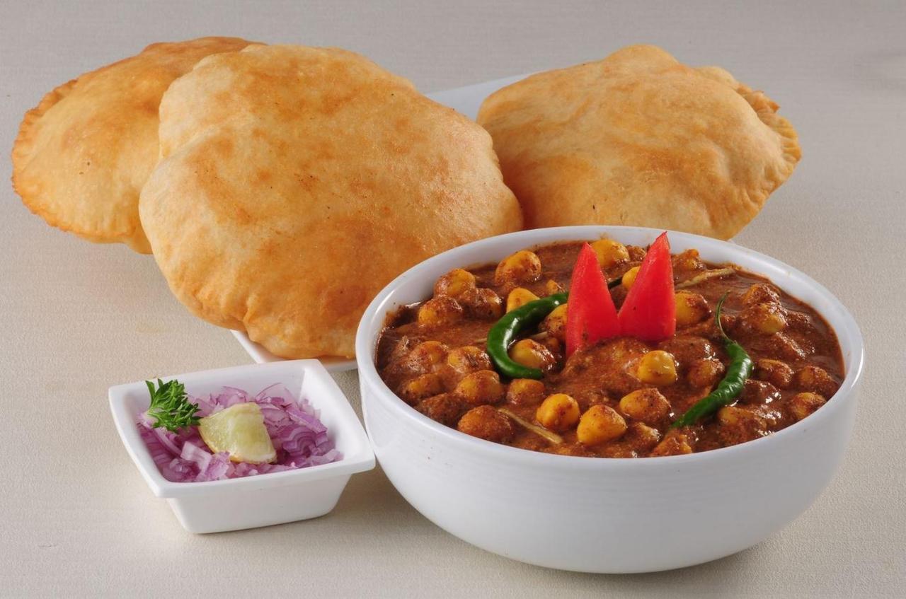 Bhatha Fabhotel Vrundavan, Athwa מראה חיצוני תמונה
