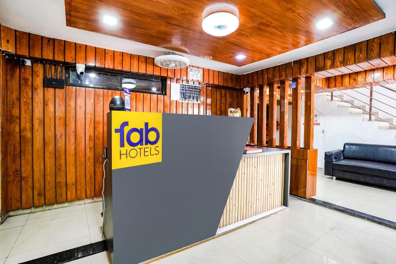Bhatha Fabhotel Vrundavan, Athwa מראה חיצוני תמונה
